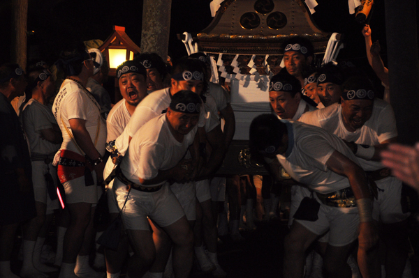 写真：榛名神社みこし奉納3