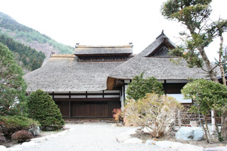 写真：南郷の曲屋全景の写真