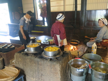 茹でとうもろこし