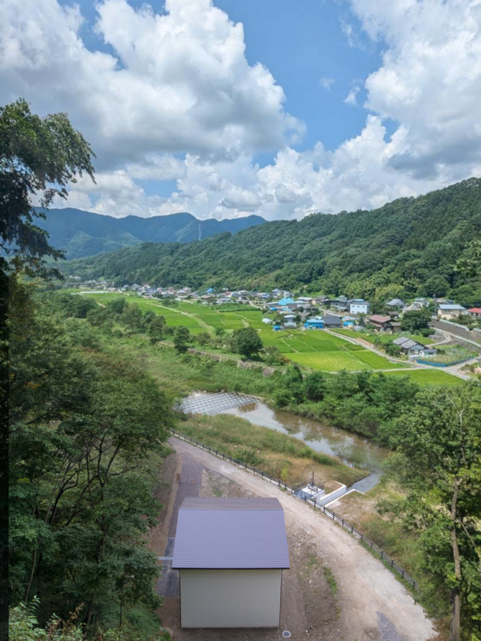 平川小水力発電所　全景