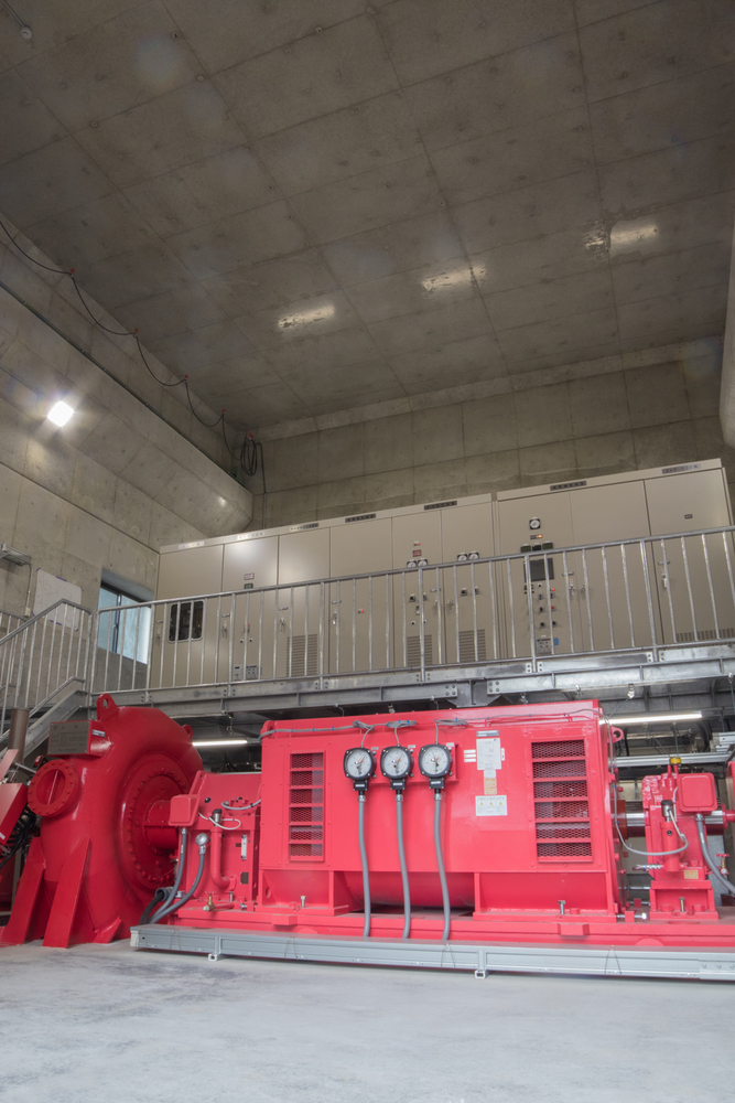 平川小水力発電所　建屋内