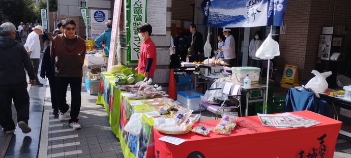 出店テントの様子