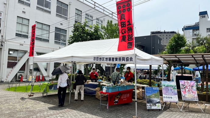 出店テントの様子